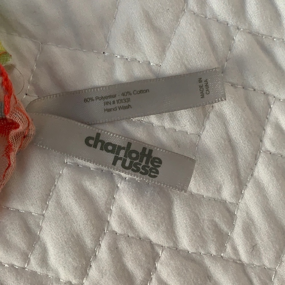 CHARLOTTE RUSSE Infinity scarf - Picture 5 of 5